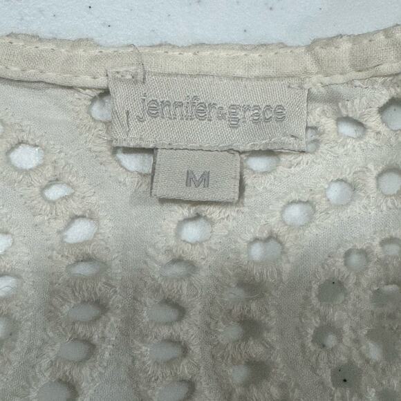 Jennifer & Grace Ivory Cotton Eyelet Ruffled Top Size M - Picture 5 of 8